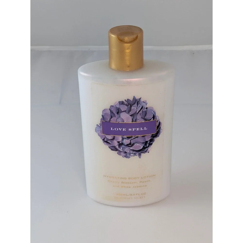 Victoria Secret Love Spell Hydrating Body Lotion 8.4oz Retired Secret Garden
